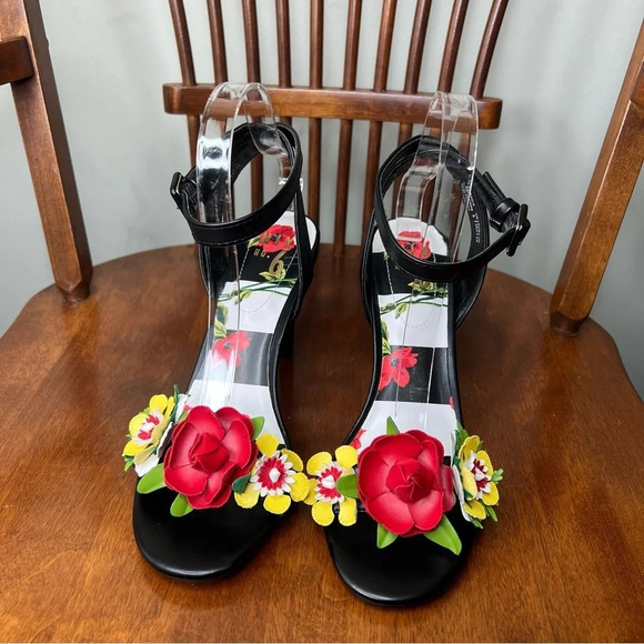 Mix No. 6 Shoes - Mix No. 6 Aeradia Floral Faux Leather Appliqué Stiletto High Heels Encanto Vibe